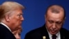 ABD Başkanı Donald Trump- Cumhurbaşkanı Recep Tayyip Erdoğan 4 Aralık 2019'da İngiltere'nin Watford kentinde düzenlenen NATO liderler zirvesinde. (ARŞİV)